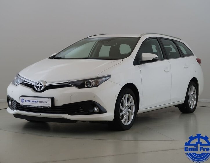 Toyota Auris Kombi 1,6 l 97 kw
