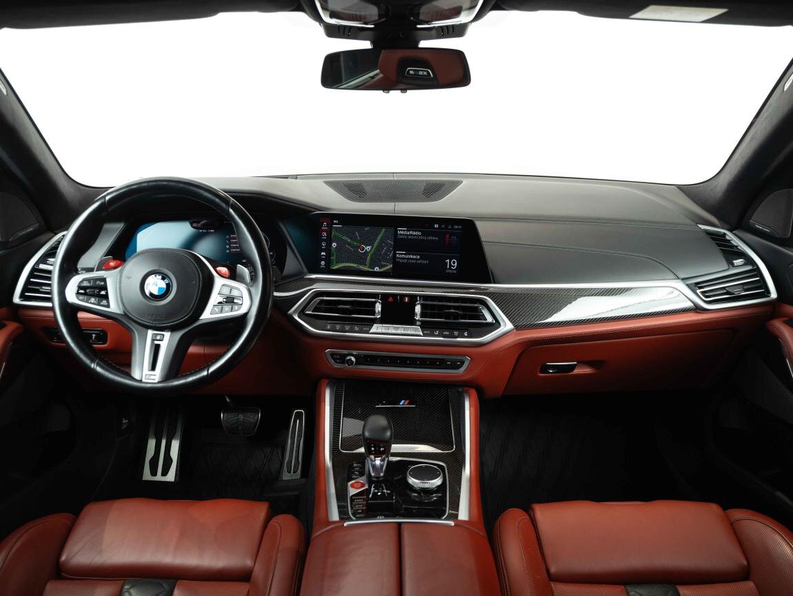 BMW X5 SUV / Terénní 4,4 l 441 kw