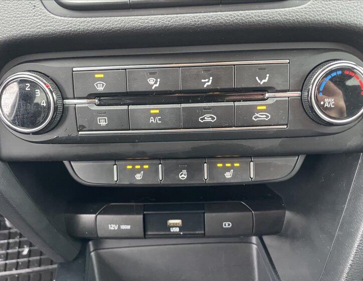 KIA Ceed Hatchback 998,0 73 kw