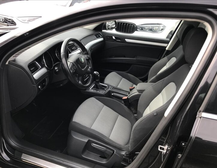 Škoda Superb Kombi 1,6 l 77 kw