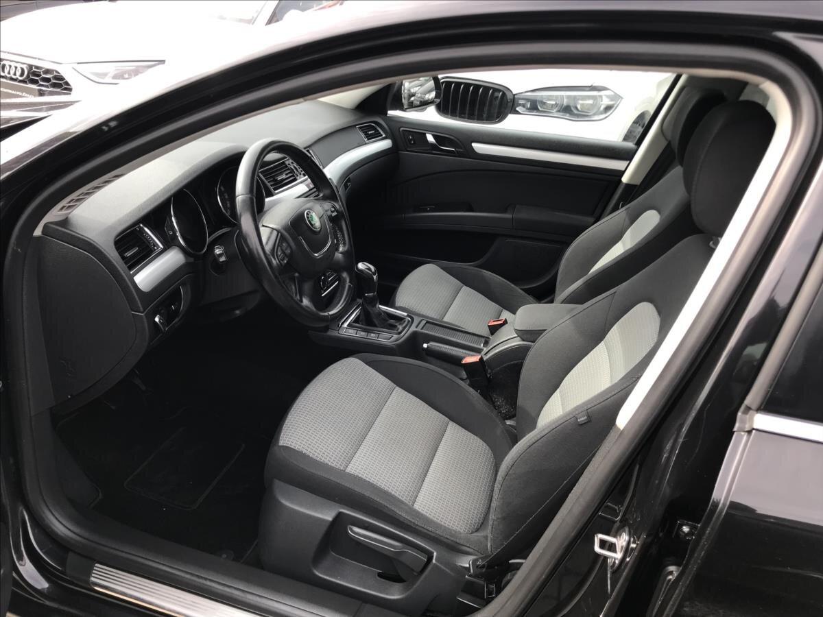 Škoda Superb Kombi 1,6 l 77 kw