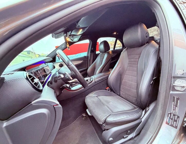 Mercedes-Benz Třídy E 14