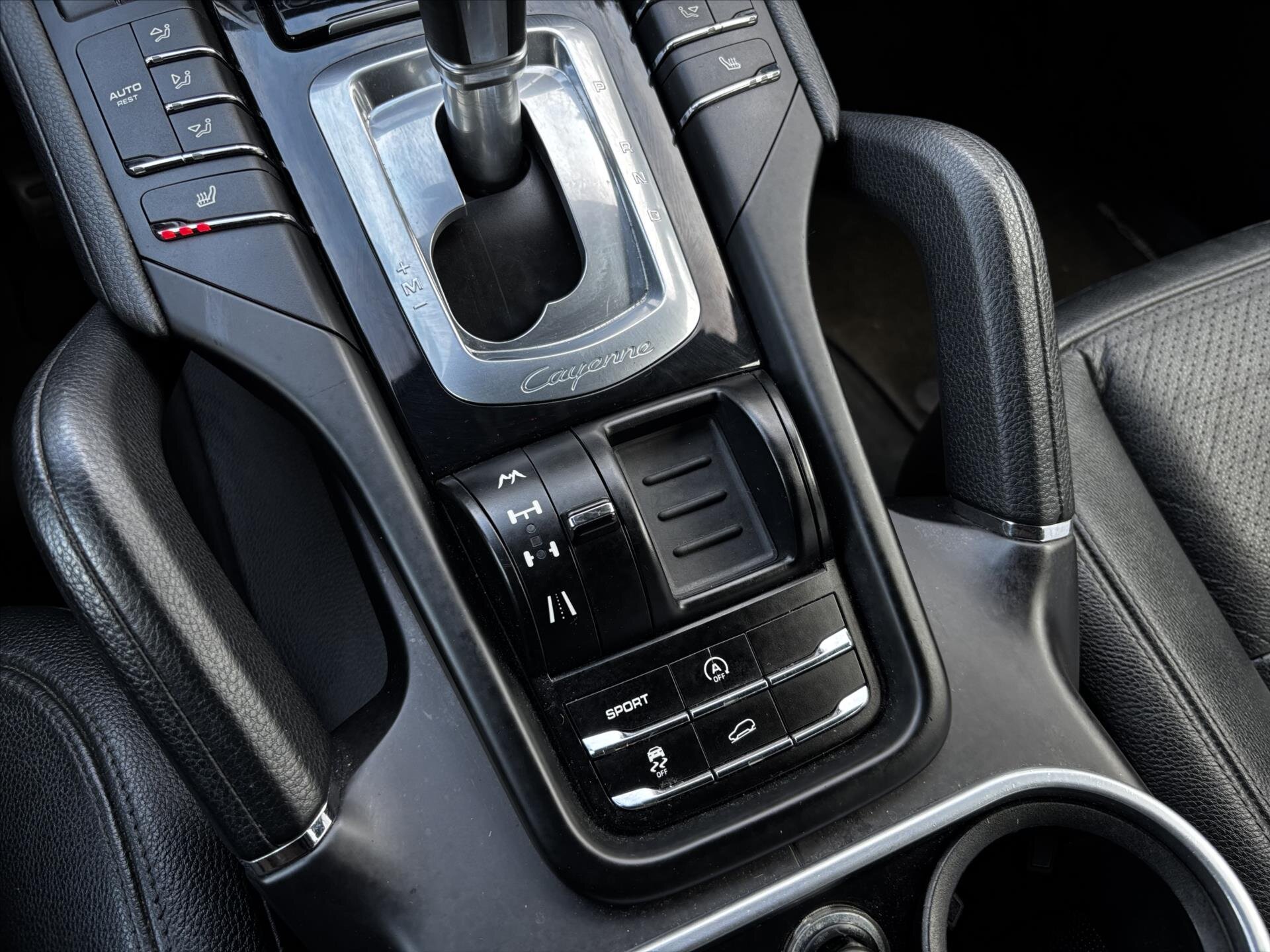 Porsche Cayenne SUV / Terénní 3,0 l 155 kw