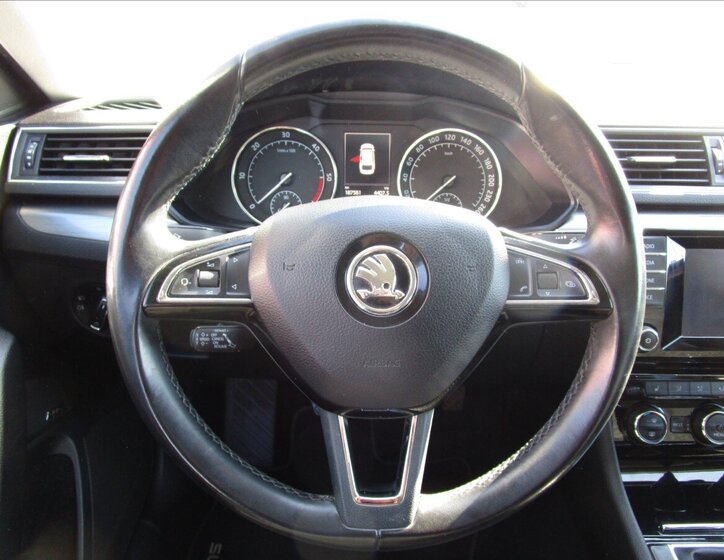 Škoda Superb Kombi 2,0 l 110 kw