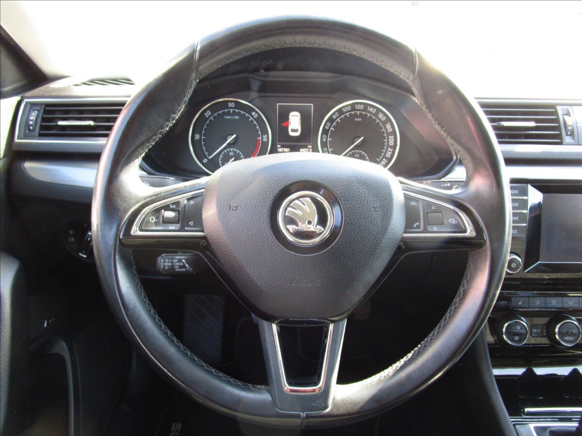 Škoda Superb Kombi 2,0 l 110 kw