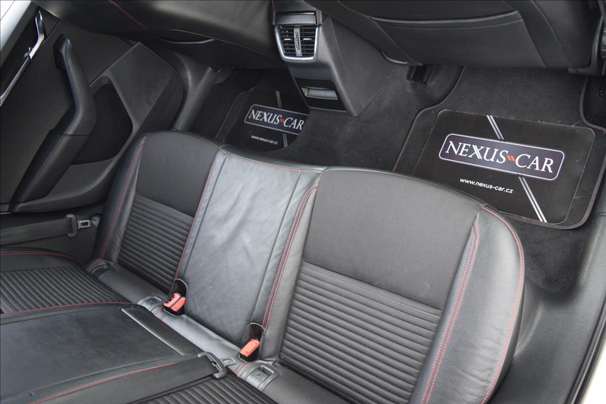 Škoda Octavia Sedan / Limuzína 2,0 l 135 kw