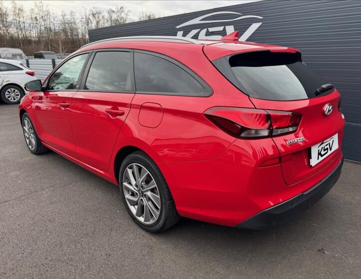 Hyundai i30 Kombi 1,4 l 103 kw