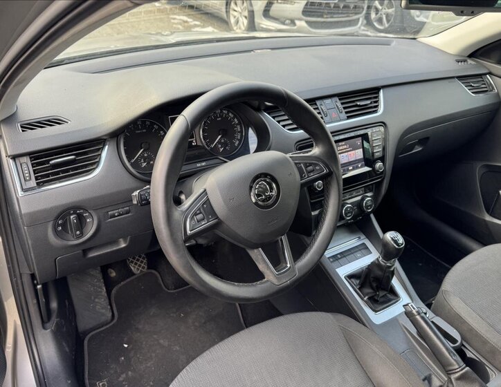 Škoda Octavia Kombi 2,0 l 110 kw