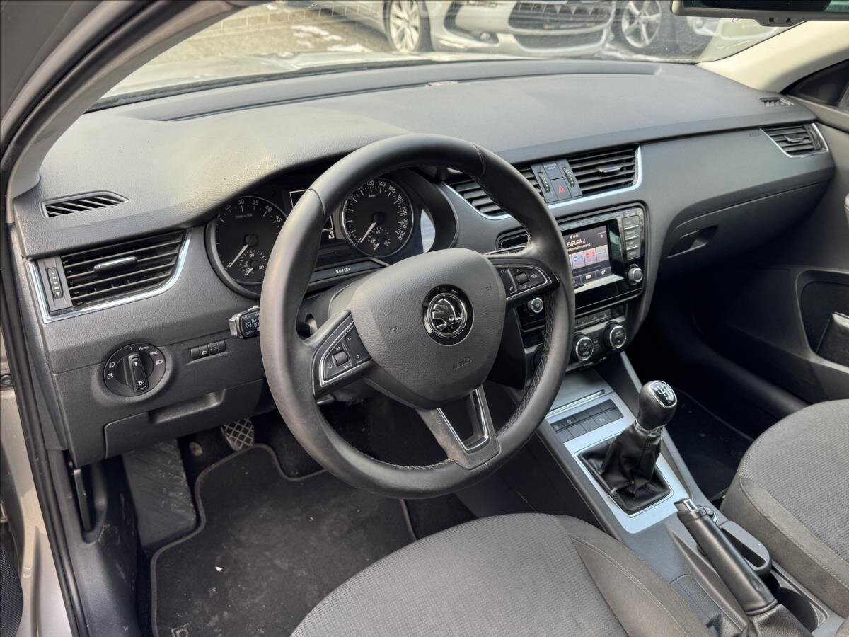 Škoda Octavia Kombi 2,0 l 110 kw