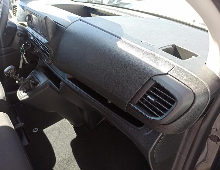 Toyota ProAce Verso 13