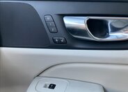 Volvo V60 Kombi 2,0 l 145 kw