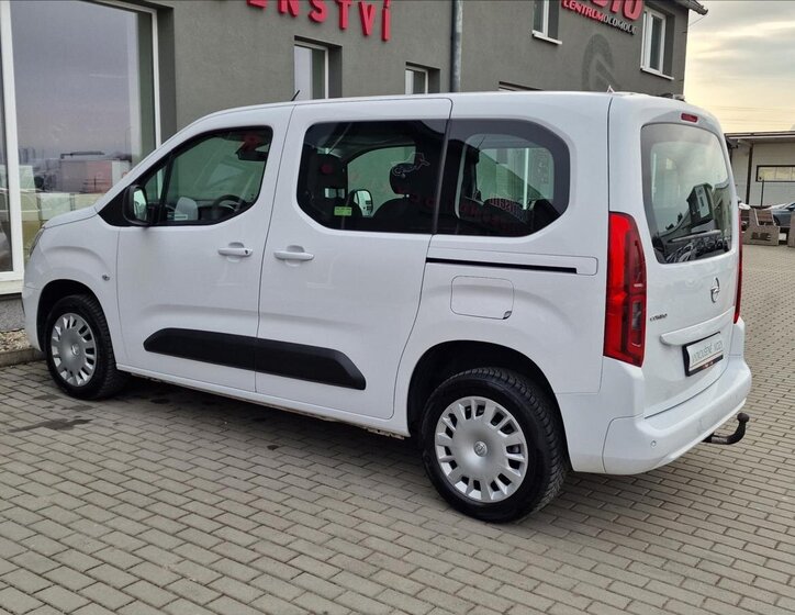 Opel Combo MPV 1,5 l 75 kw