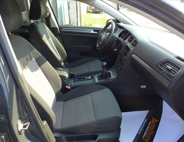 Volkswagen Golf Hatchback 1,2 l 63 kw