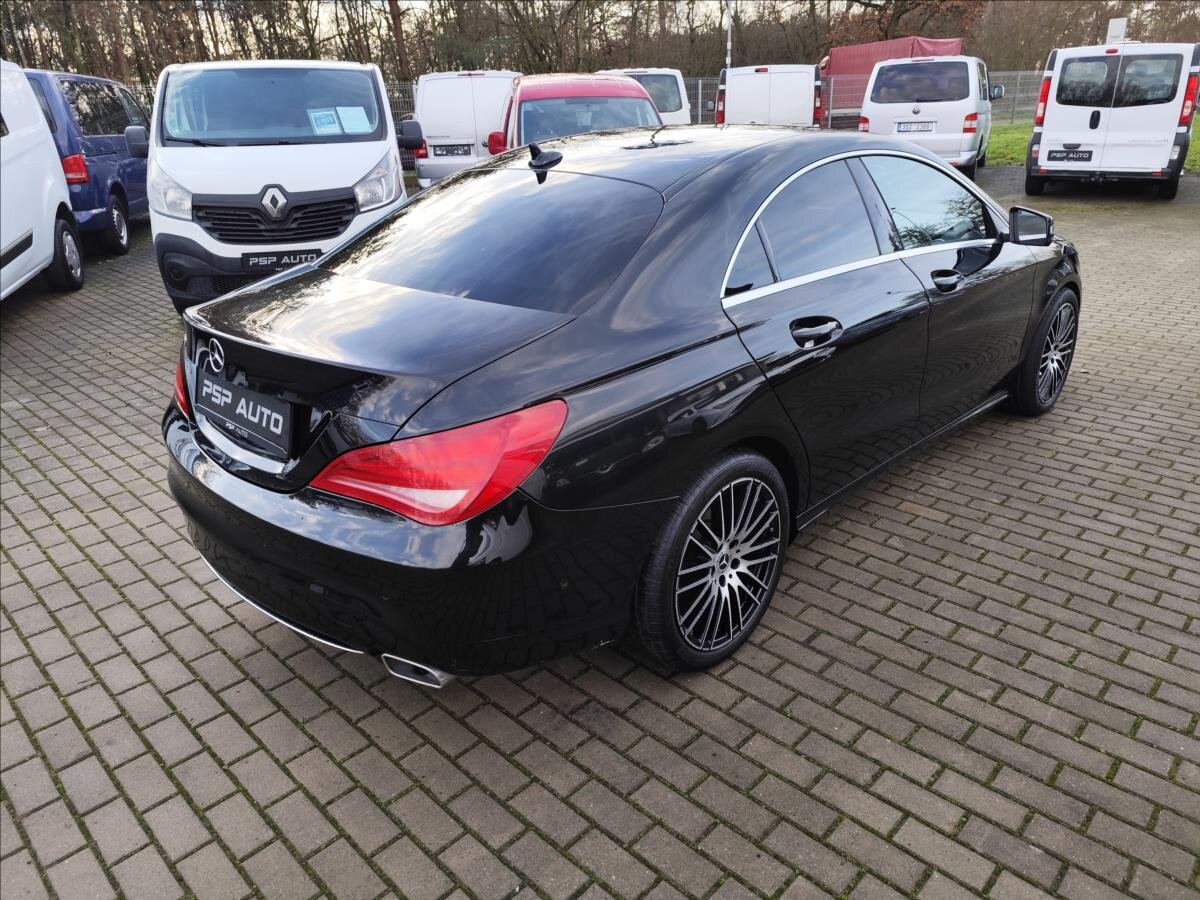 Mercedes-Benz CLA Sedan 1,6 l 115 kw