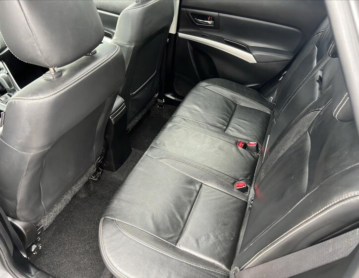 Suzuki SX4 S-Cross SUV 1,4 l 103 kw