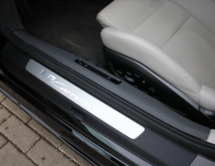 Porsche 911 Kupé 3,0 l 331 kw