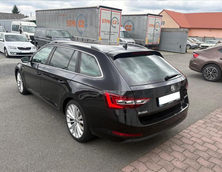 Škoda Superb 5