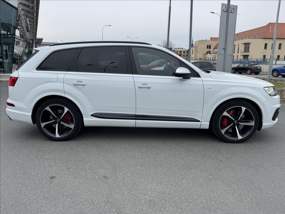 Audi SQ7 SUV / Terénní 4,0 l 320 kw