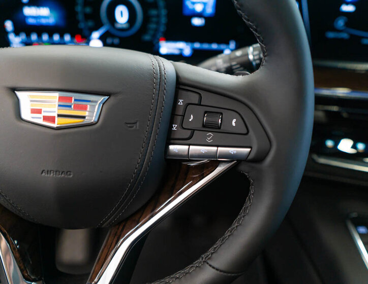 Cadillac Escalade 21