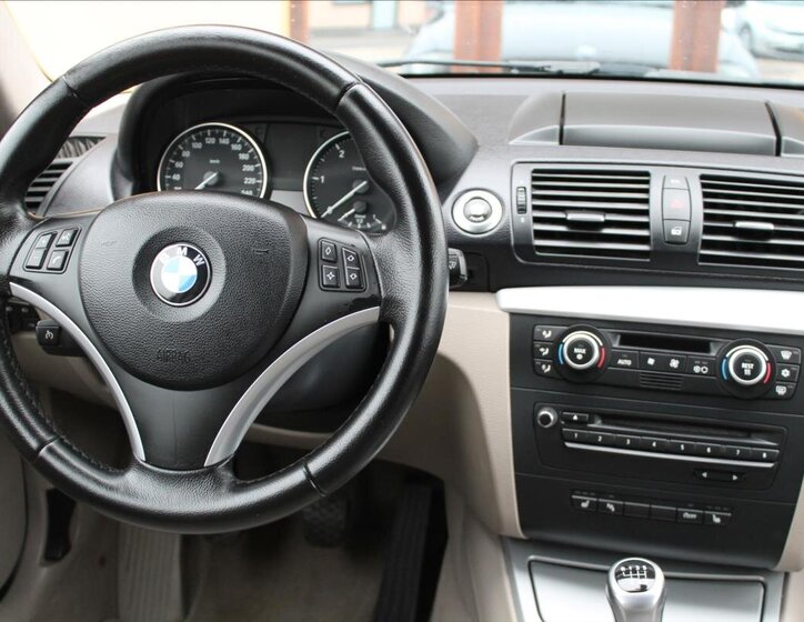 BMW Řada 1 Hatchback 2,0 l 150 kw