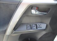 Toyota RAV4 SUV 2,5 l 145 kw