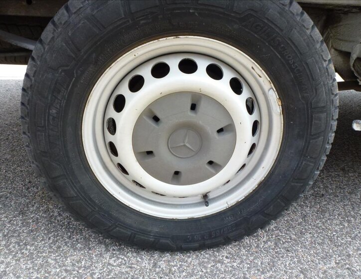 Mercedes-Benz Sprinter 46