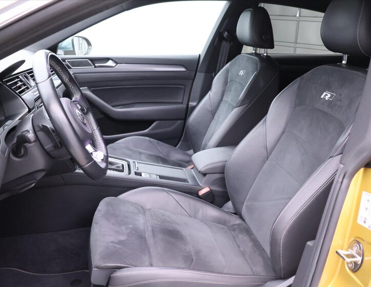 Volkswagen Arteon Liftback 2,0 l 140 kw