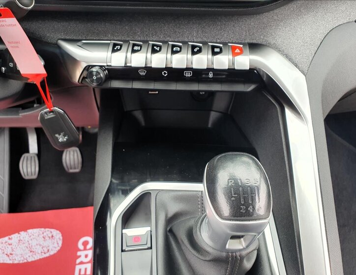 Peugeot 5008 SUV 2,0 l 110 kw