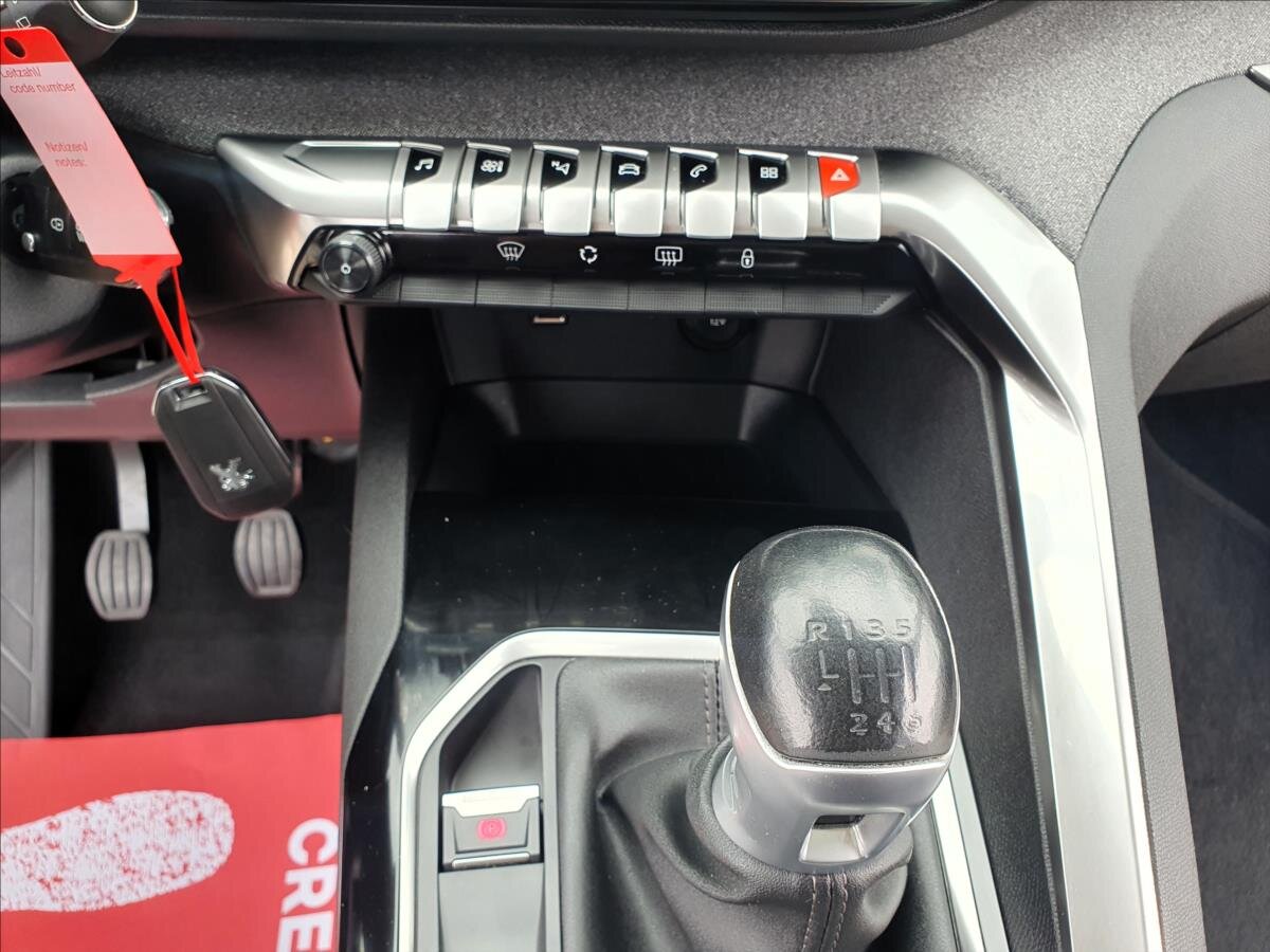 Peugeot 5008 SUV 2,0 l 110 kw