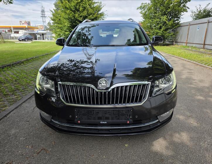 Škoda Superb 2