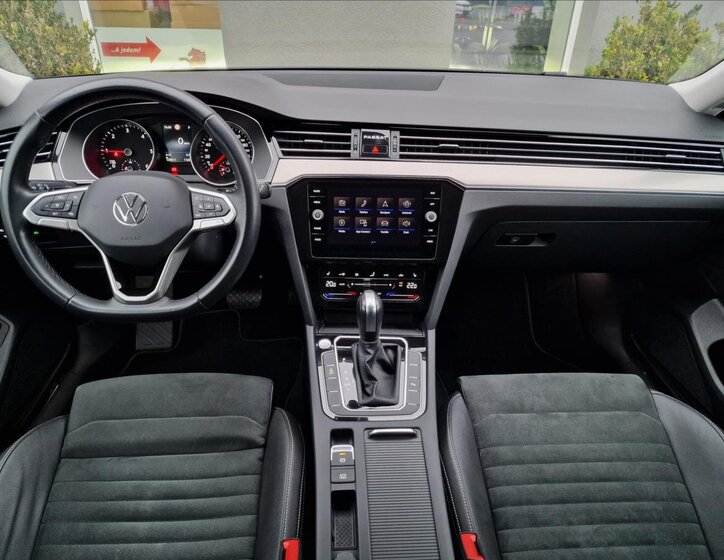 Volkswagen Passat 24