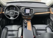 Volvo XC90 6