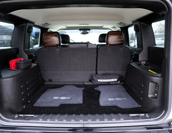Hummer H2 SUV 6,0 l 232 kw