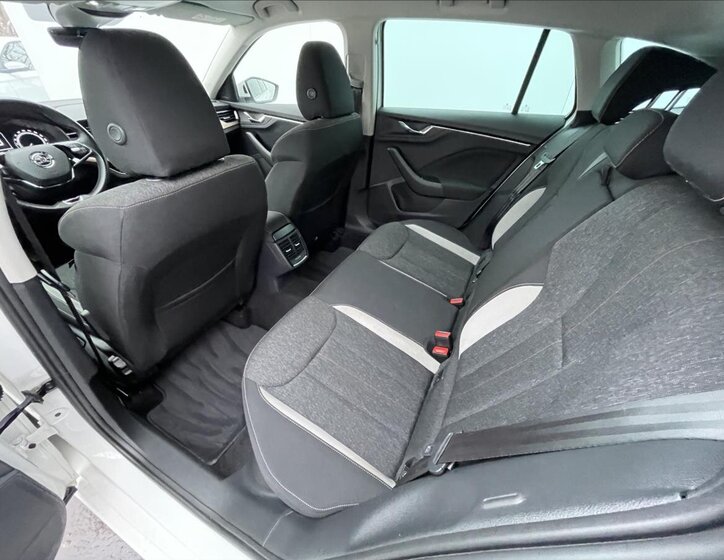 Škoda Scala Hatchback 999,0 81 kw