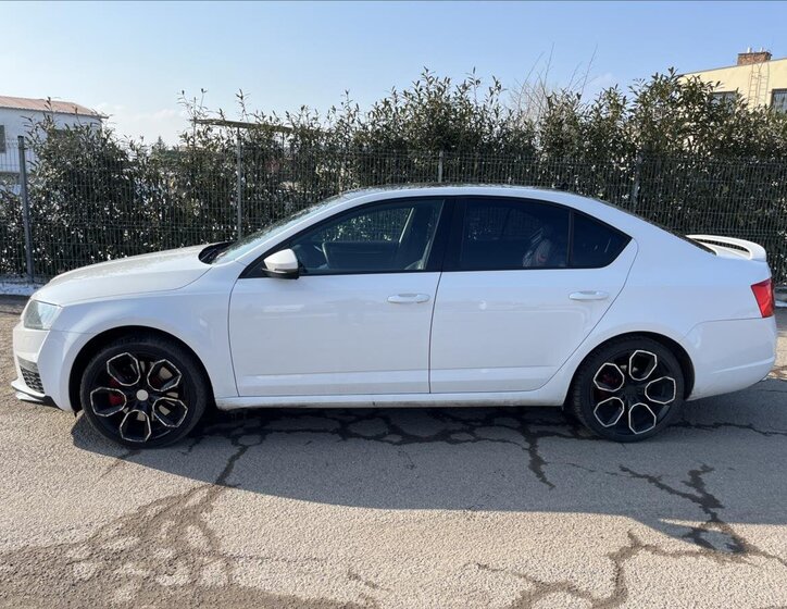 Škoda Octavia Sedan 2,0 l 135 kw