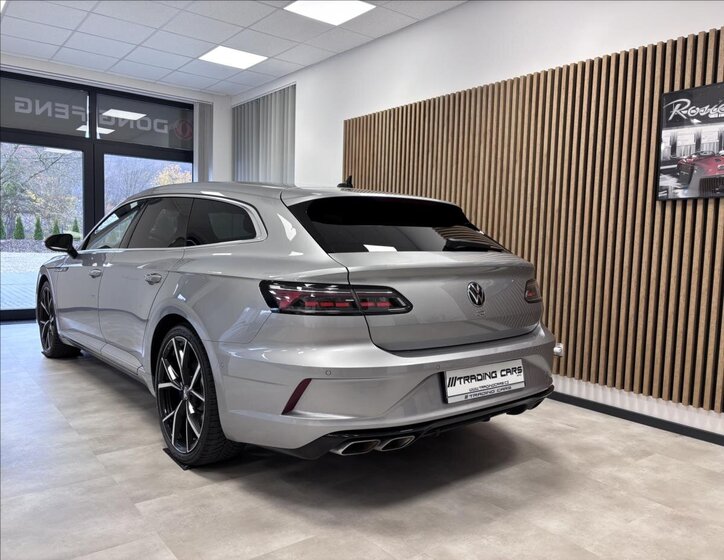 Volkswagen Arteon Kombi 2,0 l 235 kw