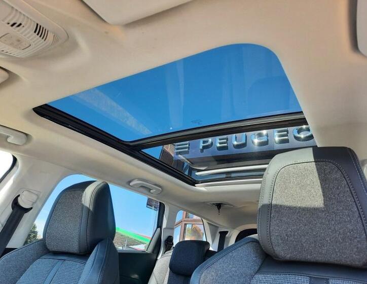 Peugeot 5008 13