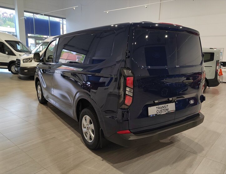 Ford Transit Custom Skříň 2,0 l 100 kw