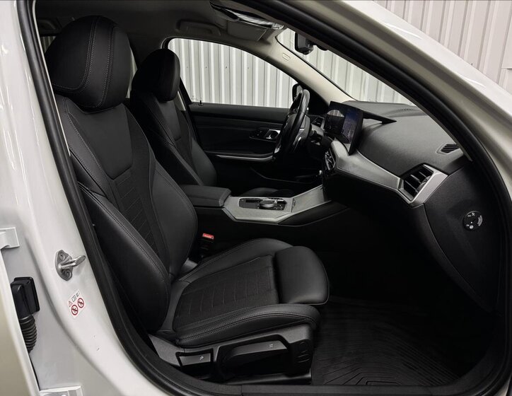 BMW Řada 3 Kombi 2,0 l 215 kw