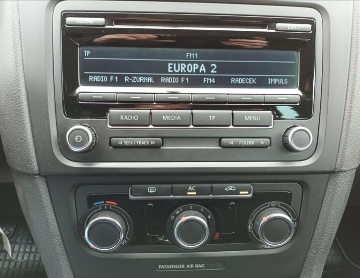 Volkswagen Golf Hatchback 1,2 l 77 kw