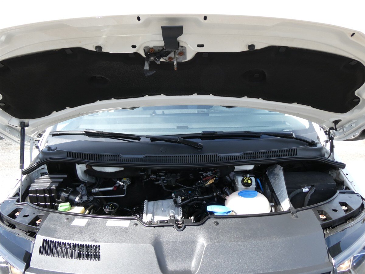 Volkswagen Transporter Skříň 2,0 l 75 kw