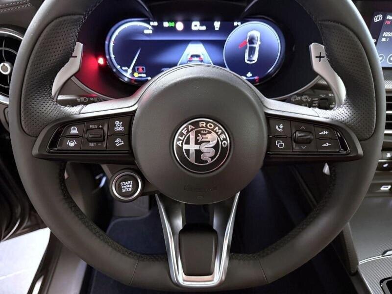 Alfa Romeo Stelvio SUV / Terénní 2,0 l 206 kw