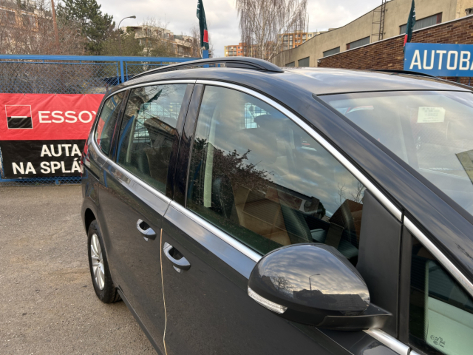 Volkswagen Sharan 19