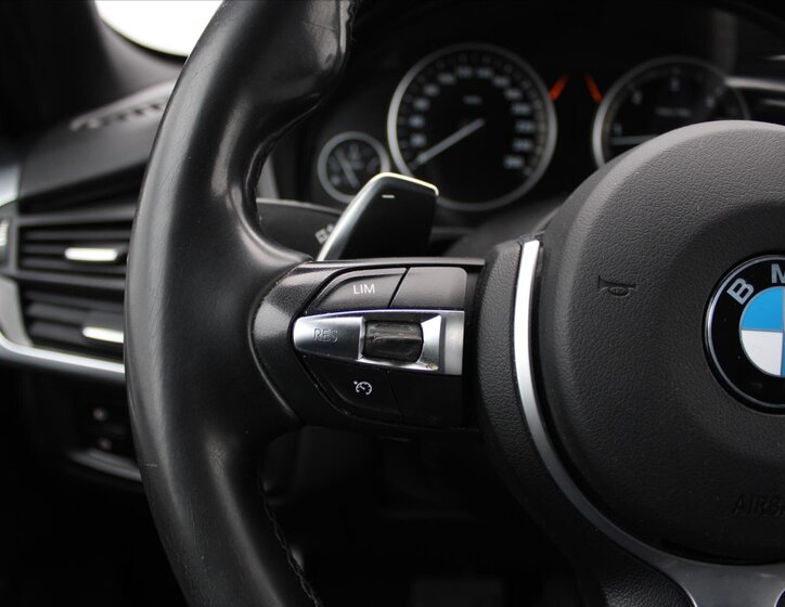 BMW X5 SUV 3,0 l 190 kw