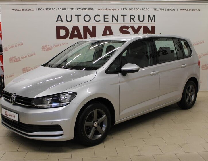 Volkswagen Touran Kombi 1,2 l 81 kw