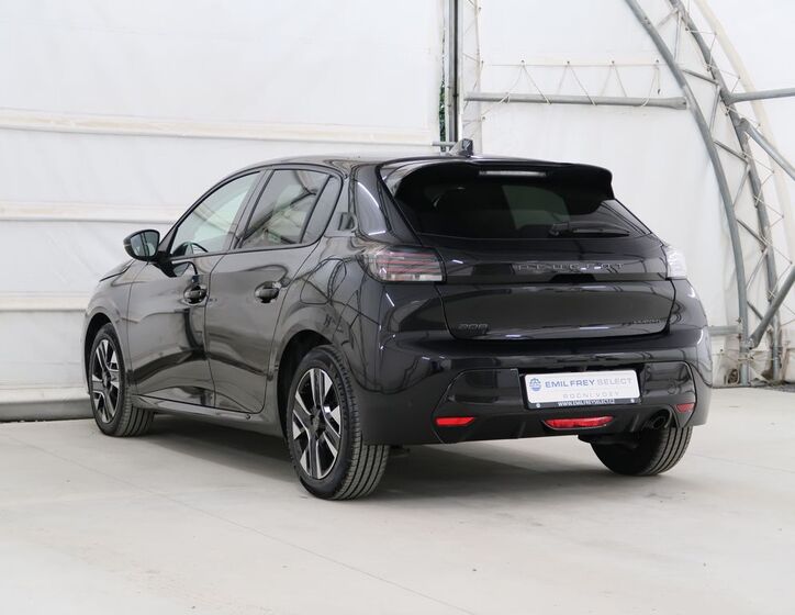 Peugeot 208 8