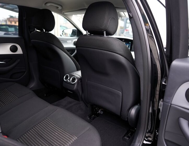 Mercedes-Benz Třídy E Kombi 2,0 l 143 kw