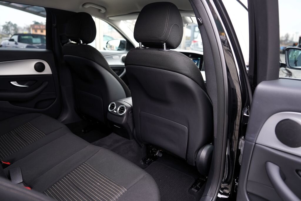 Mercedes-Benz Třídy E Kombi 2,0 l 143 kw