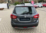 Suzuki SX4 S-Cross 5