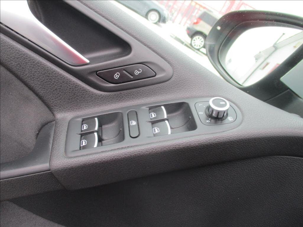 Volkswagen Golf Hatchback 1,4 l 90 kw